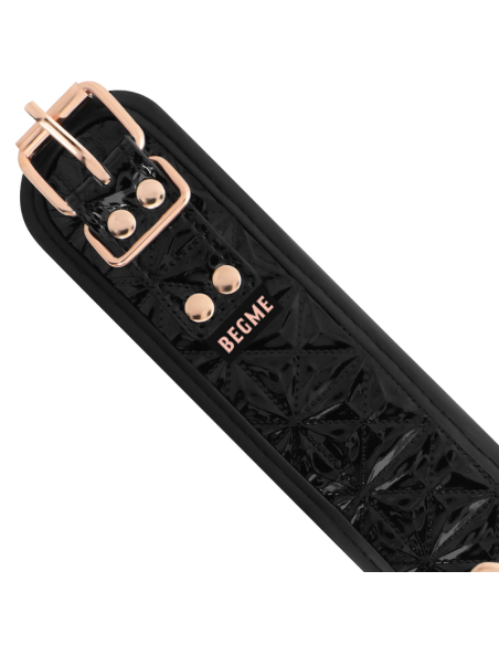 BEGME - Black Edition: Collar con Cadenas y Pinzas para Pezones de Neopreno para Placer BDSM