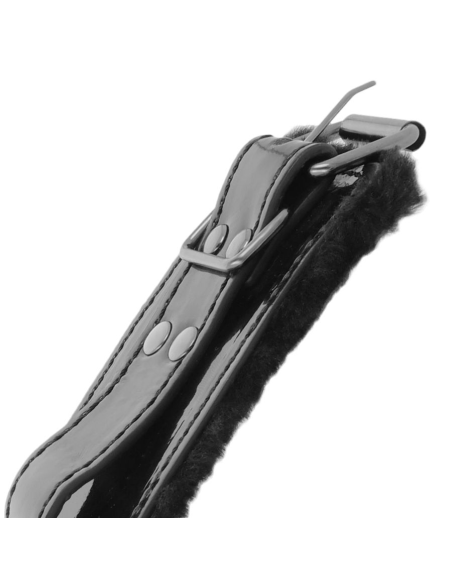 Esposas de Cuero Ajustables BLACK DARKNESS | BDSM Elegantes con Candado