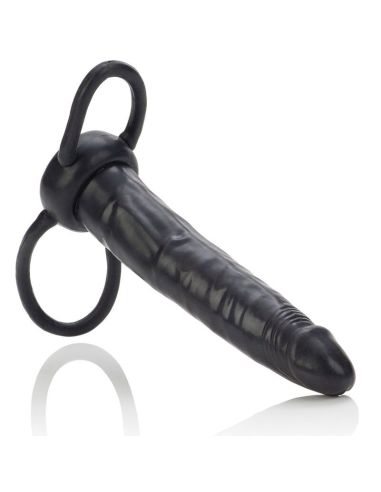 CALEXOTICS Accomodator: Arnes Doble Penetración Negro para Placer Extendido