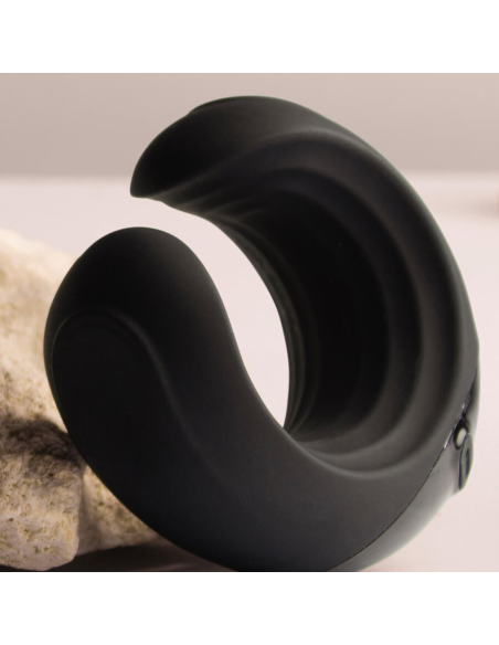 ROCKS- OFF - ECHO MASTURBADOR VIBRADOR NEGRO