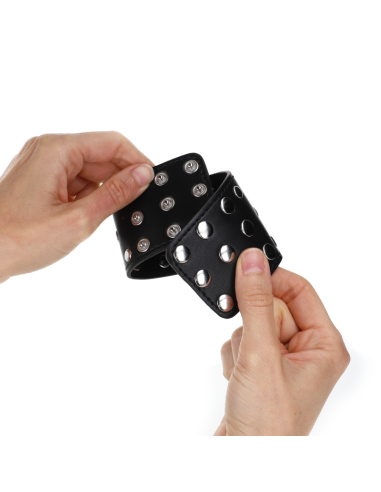 KINK - MUÑEQUERAS CON CIERRE A PRESIÓN LLENO DE TACHUELAS AJUSTABLE NEGRO 19-24 CM X 5.5 CM