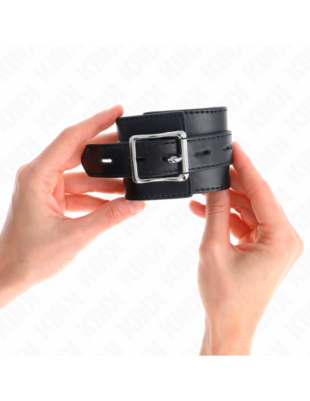 KINK - MUÑEQUERAS NEGRO CON CORREA NEGRO AJUSTABLE 17-28 CM X 6 CM