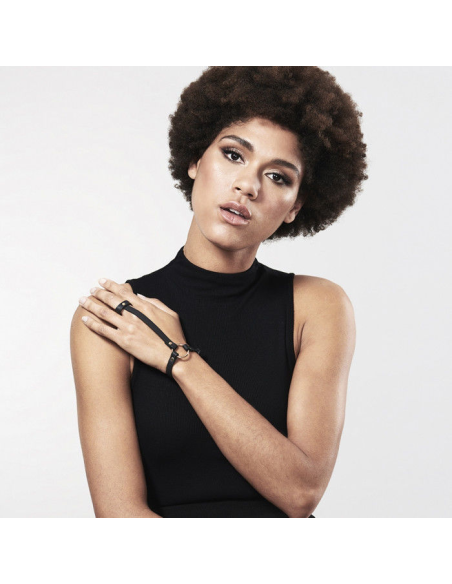 BIJOUX - INDISCRETS MAZE BRAZALETE - ARNÉS PARA MANOS NEGRO